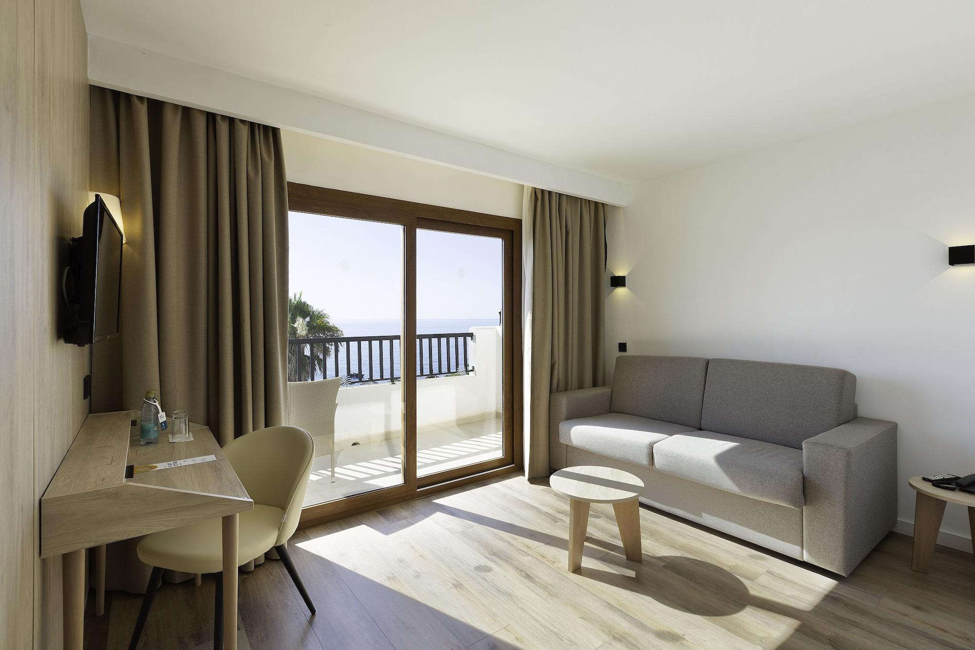 Alua Suites Las Rocas Cala D´Or Esterno foto