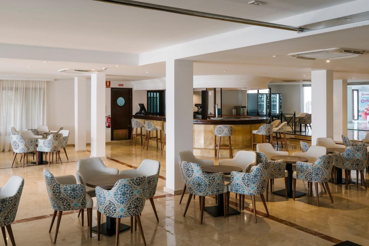 Alua Suites Las Rocas Cala D´Or Esterno foto
