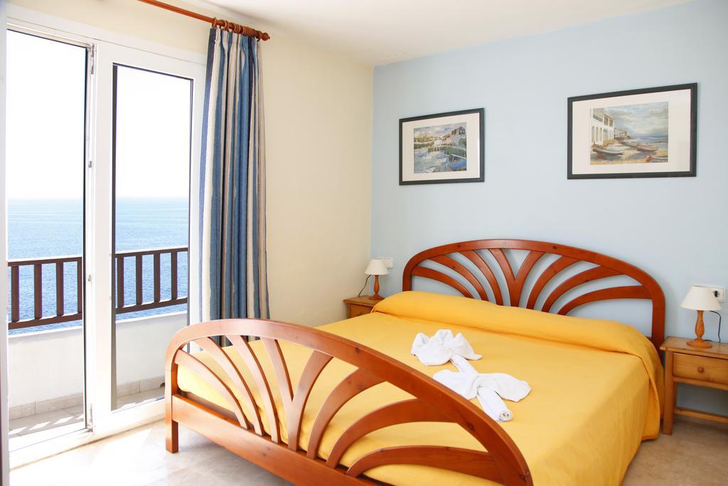 Alua Suites Las Rocas Cala D´Or Esterno foto